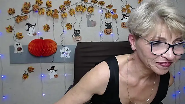 EllaBonito webcam