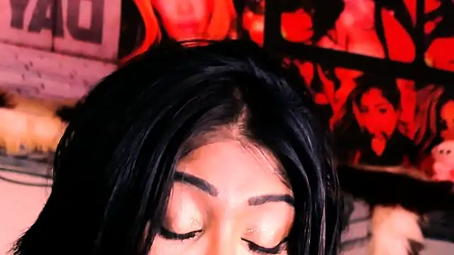indian_dreamgirl webcam