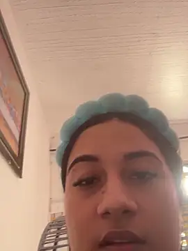 Leila__Saade webcam