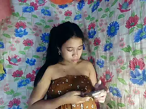 Pinay_Skinny18 webcam