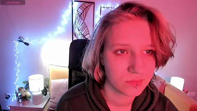 Hailey_Foxy webcam