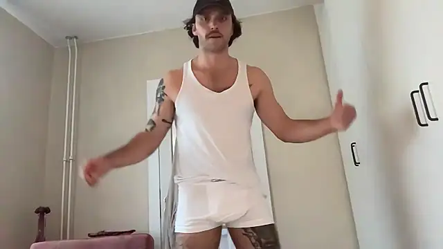 tattboy666 (M young) - make him hard