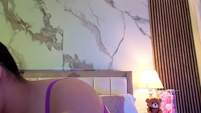 lunarosse_ - LunaRosse_'s free webcam