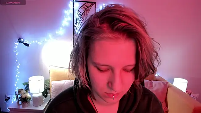 Hailey_Foxy webcam