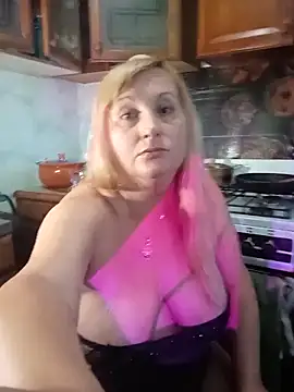 XHelenaX90 webcam