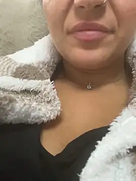 Daiana_Andra webcam