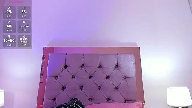 melanie_hills webcam