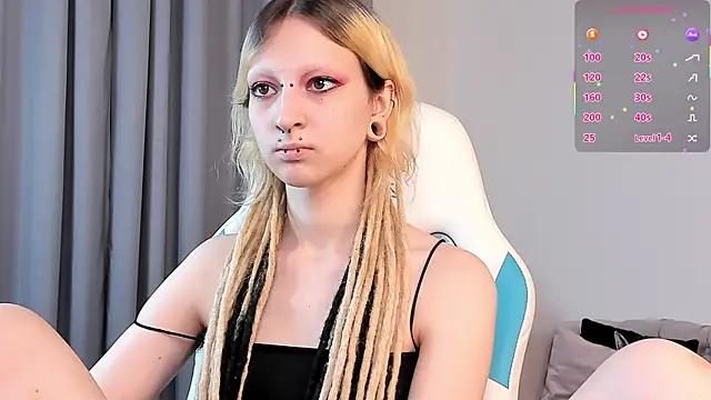 Lexy-Woorhez webcam