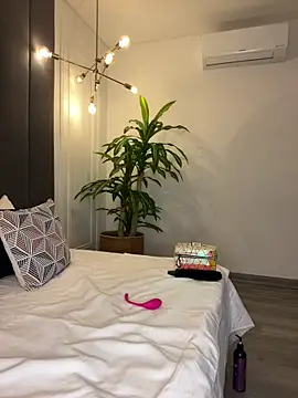 TiffanyyLam webcam