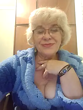 52MiaLove02 webcam