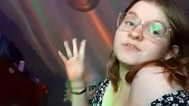 Nessa_Vessa webcam