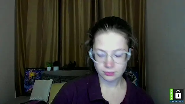 Preview of alicia_redfollow