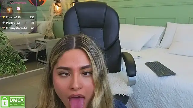 kataliina__ webcam