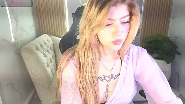 Kitty_fox_b webcam