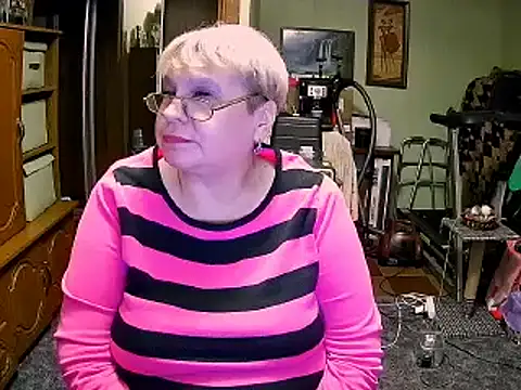 LOLA8888 webcam
