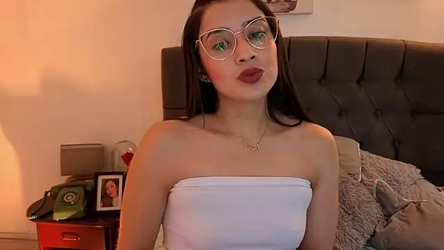 Emma_Lombardi webcam
