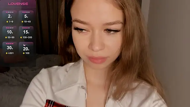 Vivian_Naytt