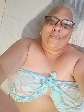 Curvyboody webcam
