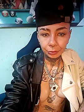 Exoticfive7 webcam
