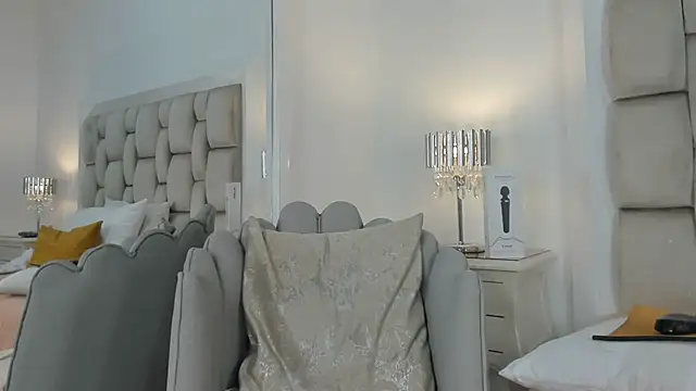 frehia_dimou webcam