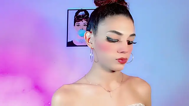 latina_sexdoll webcam