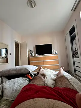 MysterBearMG webcam