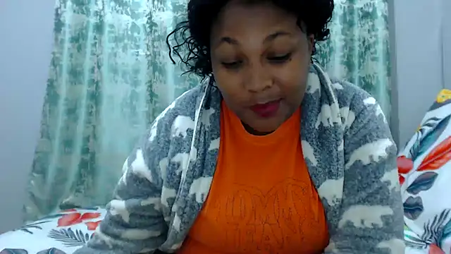 BEAUTYTHICKRIRI webcam
