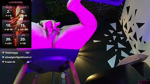LiaMonroee_ webcam
