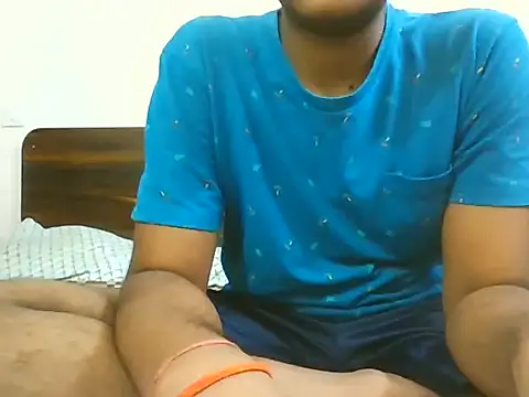 dusky_aarav (M twink) - Full nude oil body – Shiny everywhere💦