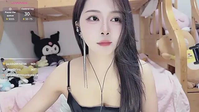 Sue101010 webcam