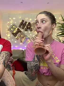 hotcaramellstv - HotCaramellsTV's free webcam - UK Sex Cams