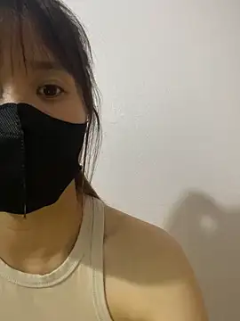 Anya-- webcam