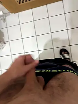 dicksxd (M twink) - Cum now