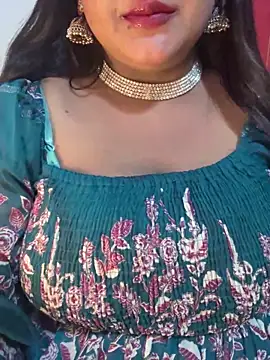 anshi_qeen - Anshi_qeen's free webcam - UK Sex Cams