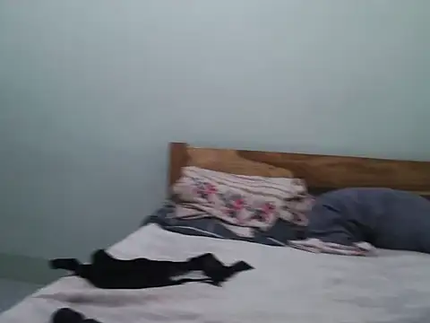 TeaseNPlease_13 webcam