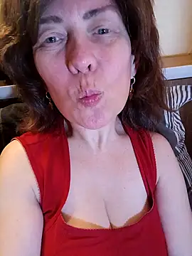 MARYNAMilff from StripChat is Freechat