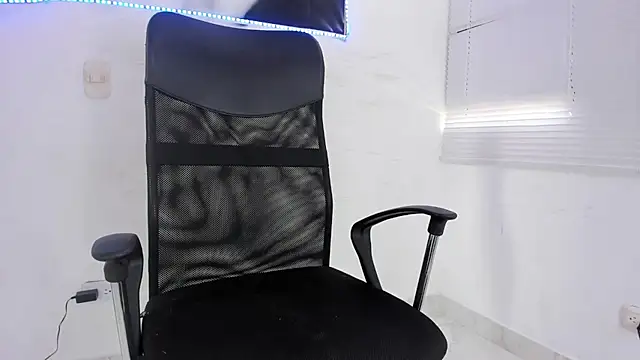 jhapsson_wong webcam