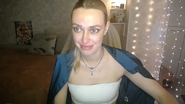 NickyAdamidi webcam