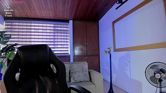 IsabellaaJoness webcam