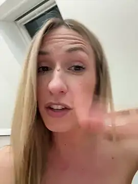 lola_tentatiion webcam