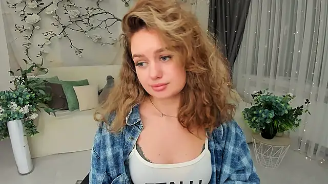 MiracleCurly