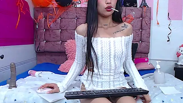 sara_caplerx webcam