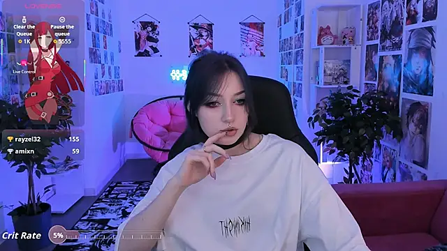 LiliLuna webcam