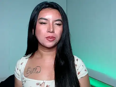 thinker_belle webcam