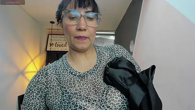 GiaFox_ webcam