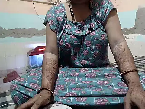 YOUR_RAHI48 webcam