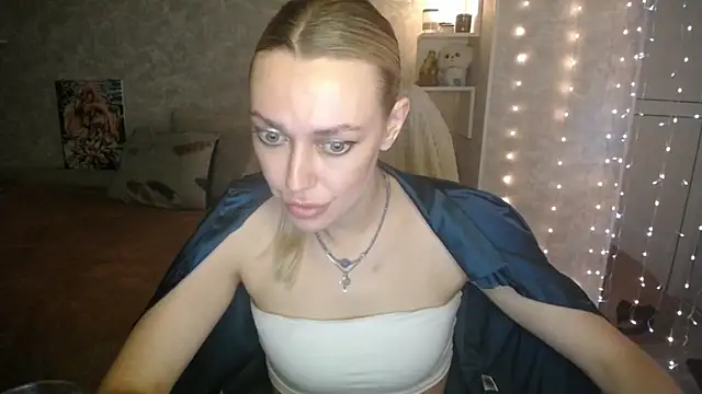 NickyAdamidi webcam