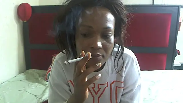 MaximTease24 webcam
