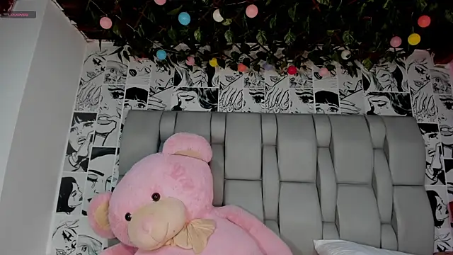 LucyRosse webcam