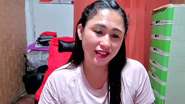 Ugly-Filipina webcam